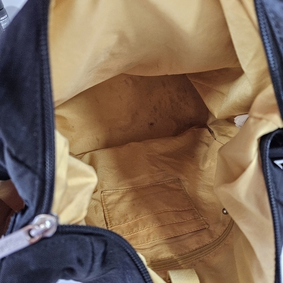 Baggallini Black Nylon Crossbody Travel Bag Purse - Picture 7 of 9